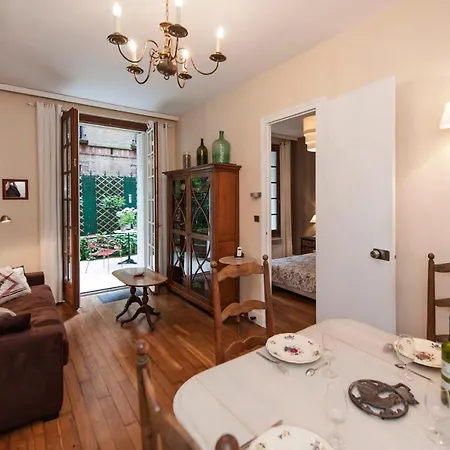 Calm Flat With Terrasse Nearby Montparnasse - - Welkeys Paris