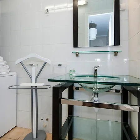 Daire Calm Flat With Terrasse Nearby Montparnasse - - Welkeys Paris